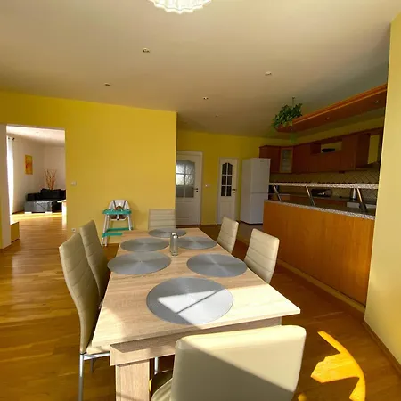 Rekreacni Ivon Dom wakacyjny Hury